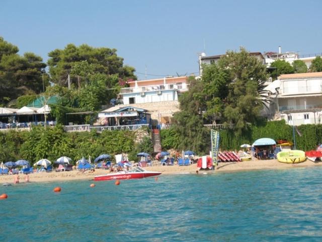Constantinos Apartments ラッシ エクステリア 写真