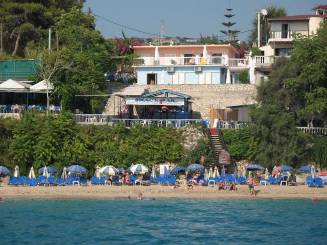 Constantinos Apartments ラッシ エクステリア 写真